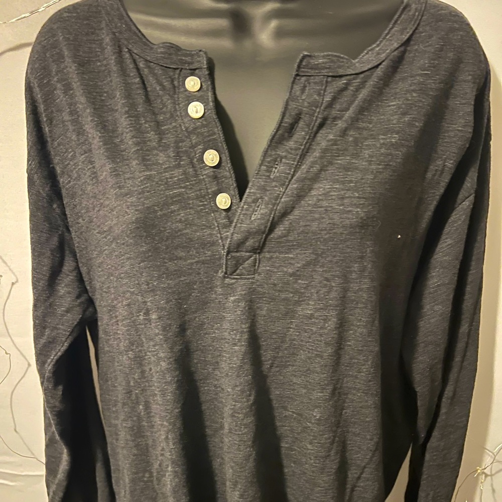 Casual long sleeve top